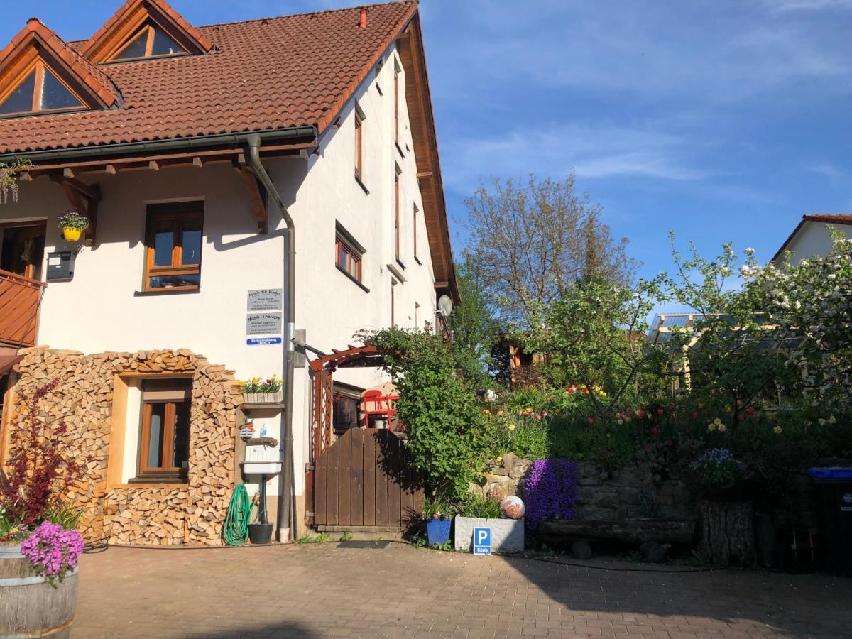 Apartment Im Kleinen Paradies
